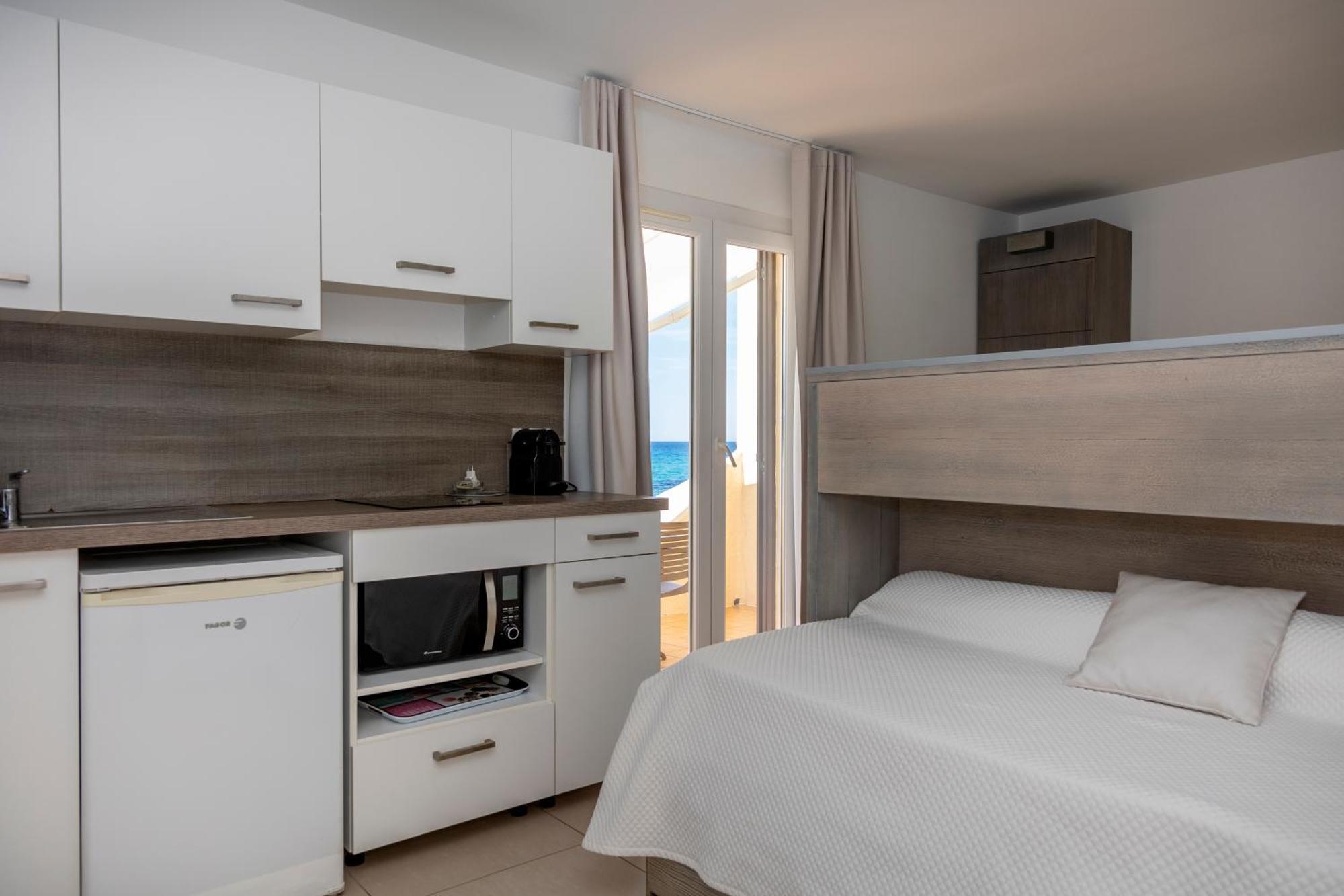 Hotel Et Residence Ta Kladia - Omigna Cargèse Buitenkant foto